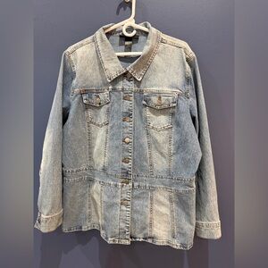 Venezia Denim Jean jacket/ shacket size 18/20 excellent condition